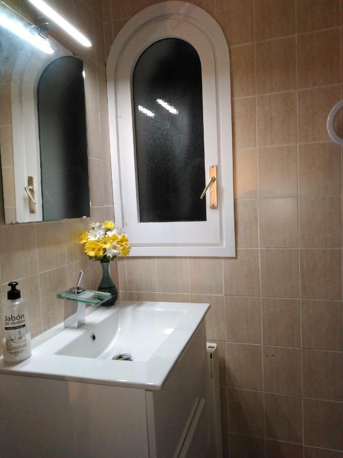 Apartament Magnolia, Habitacion Matrimonial Con Bano Uso Privado, En Casa Compartida Palafrugell Zewnętrze zdjęcie