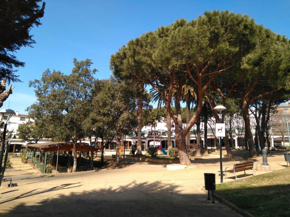 Apartament Magnolia, Habitacion Matrimonial Con Bano Uso Privado, En Casa Compartida Palafrugell Zewnętrze zdjęcie